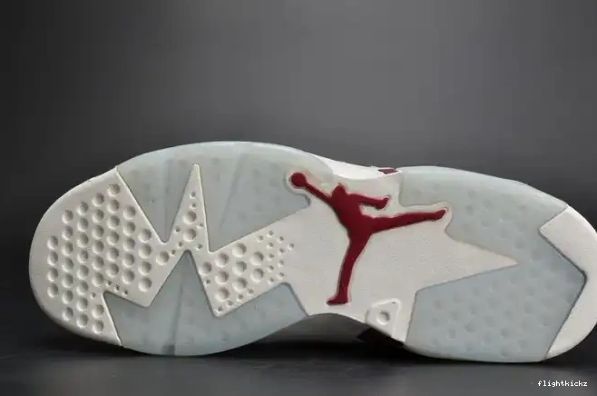 384664-116 Jordan white Air Retro Maroon 6 0522